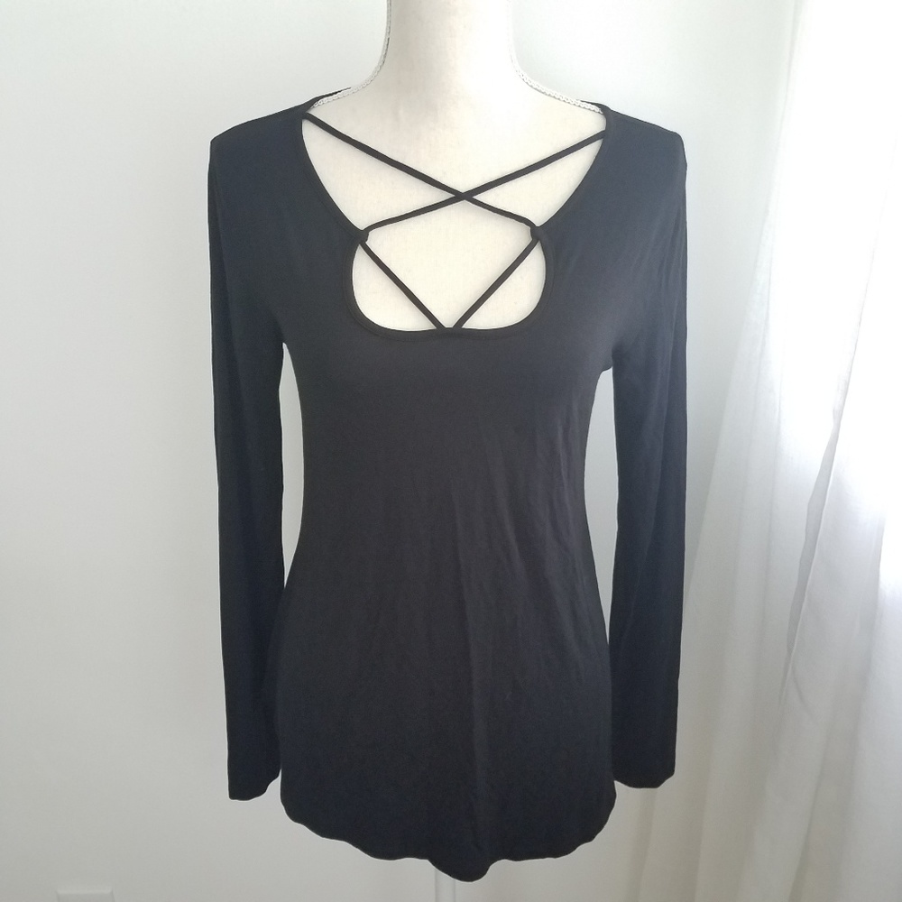 Raggs2Riches | Criss Cross Long Sleeve Shirt (A28)